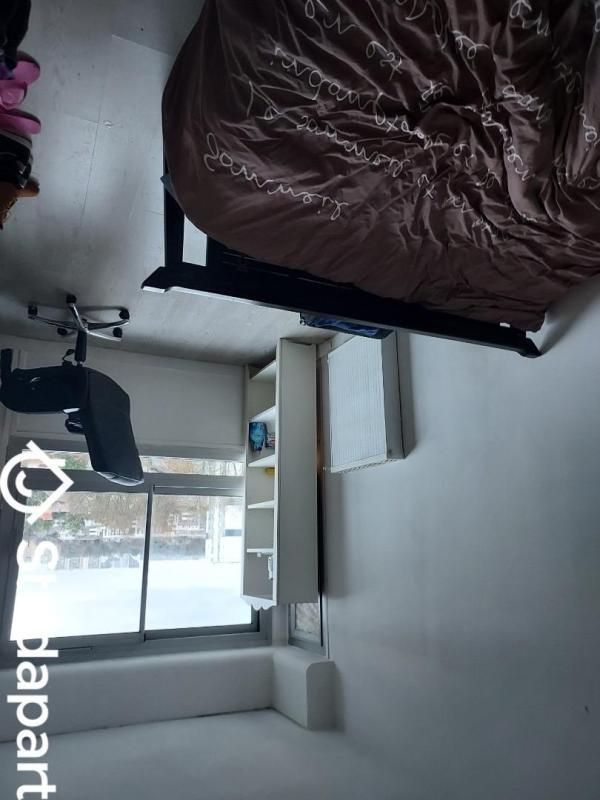 Chambre - 10 m² - 1 pièce