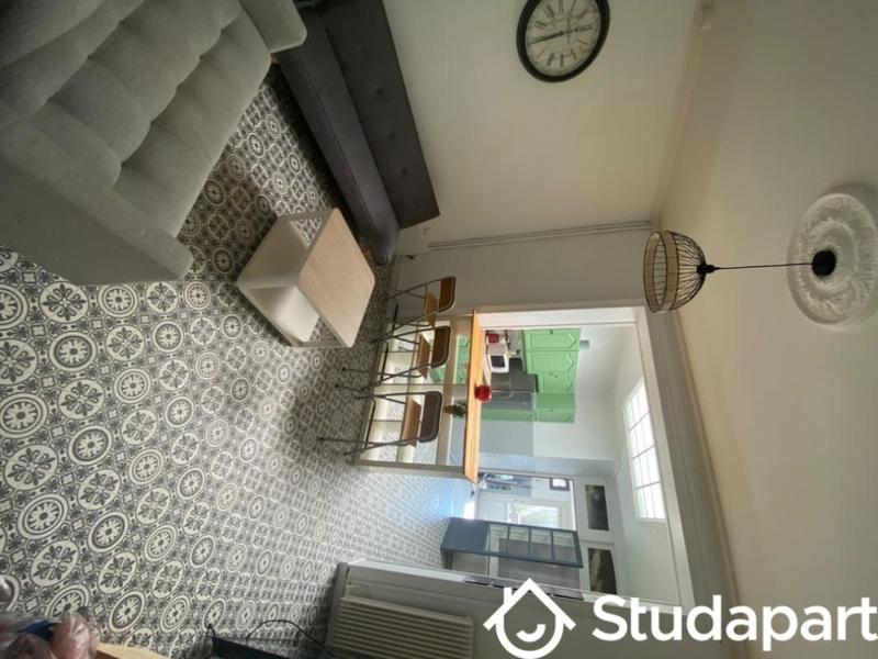 Chambre - 12 m² - 1 pièce