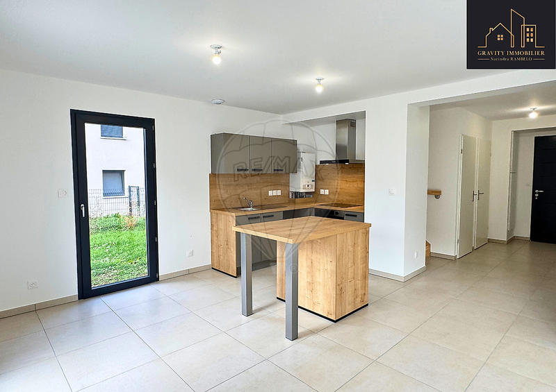 Maison - 103 m² - 5 pièces