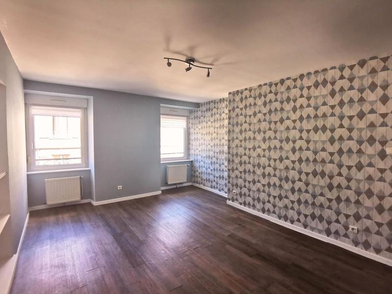 Appartement - 104 m² - 5 pièces