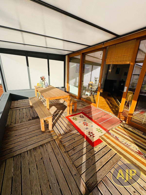 Maison - 165 m² - 6 pièces