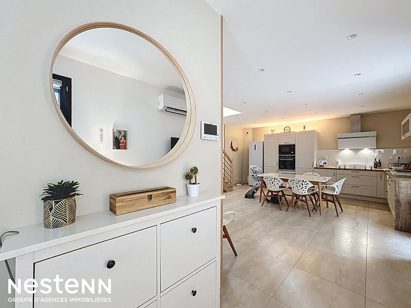 Maison - 140 m² - 5 pièces