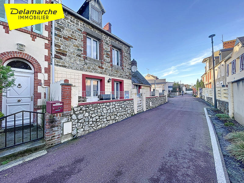 Maison - 98 m² - 4 pièces