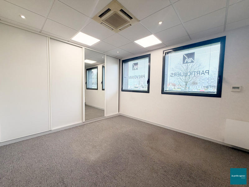 Bureau - 140 m²