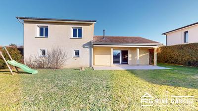 Maison - 101 m² - 4 pièces