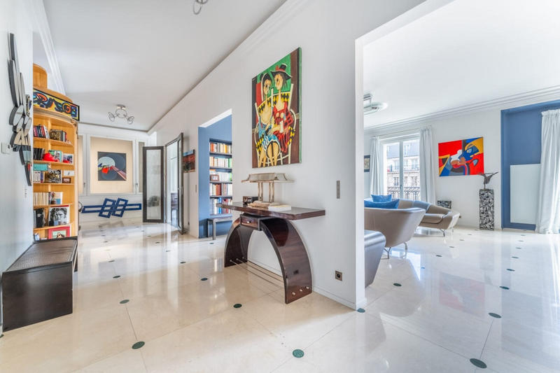 Appartement - 198 m² - 6 pièces