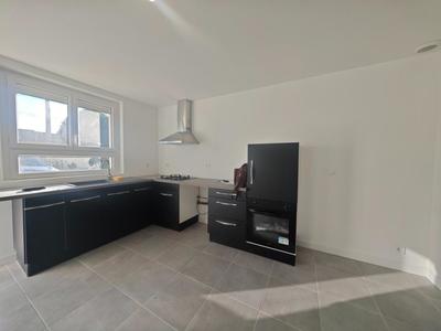 Maison - 89 m² - 5 pièces