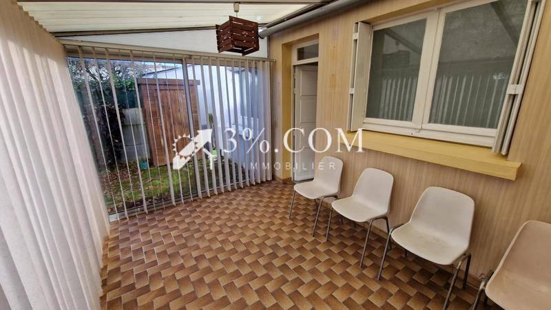 Maison - 90 m² - 5 pièces