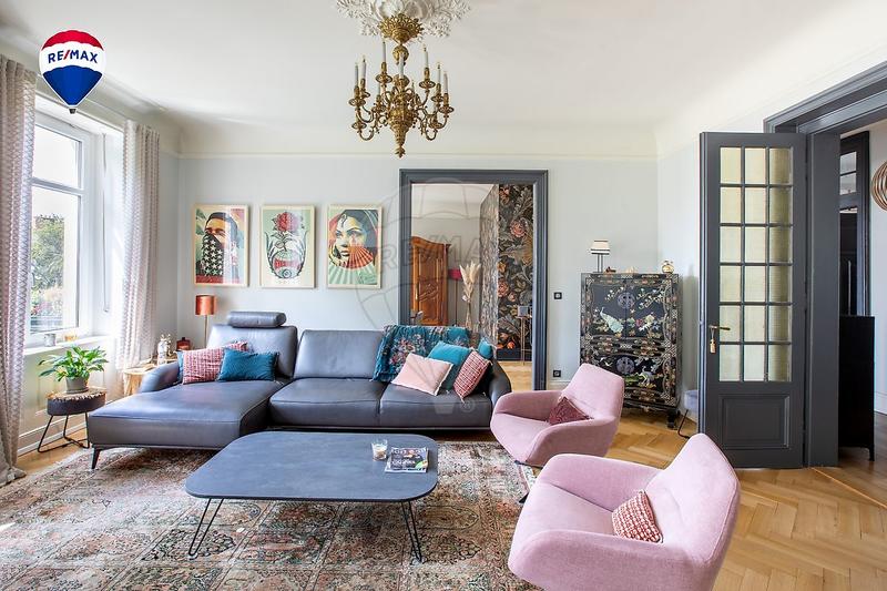 Appartement bourgeois - 149 m² - 5 pièces