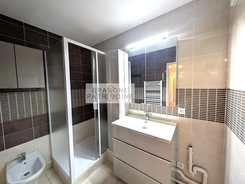 Appartement - 82 m² - 4 pièces