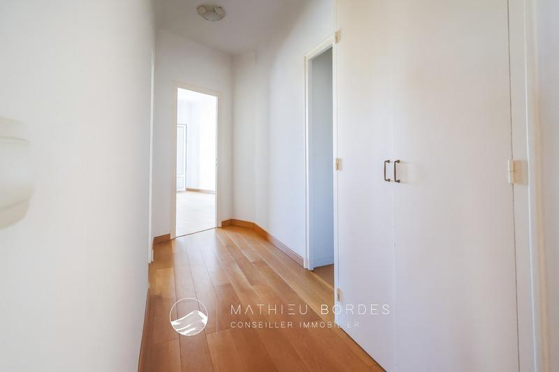 Appartement - 92 m² - 4 pièces