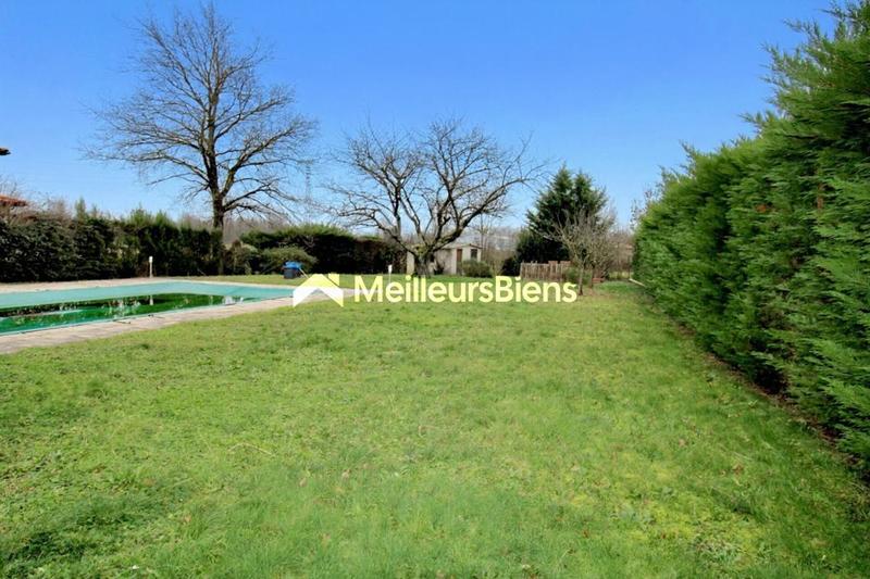 Terrain constructible - 980 m²