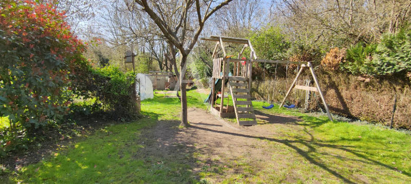 Maison - 104 m² - 5 pièces