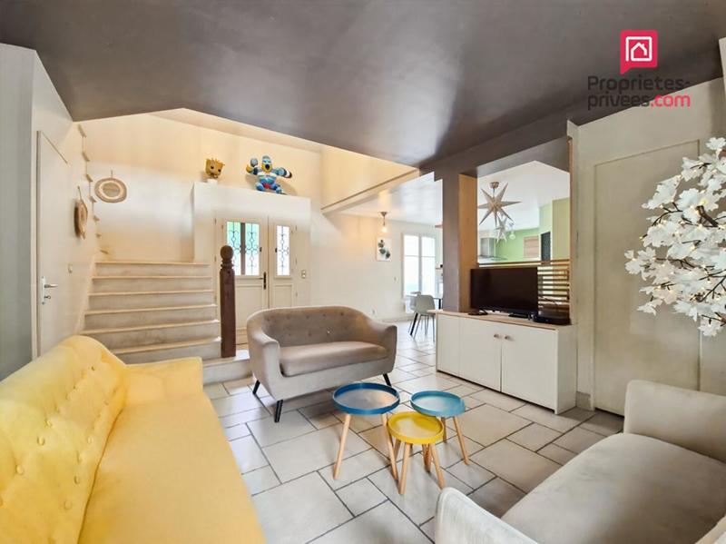 Maison - 177 m² - 7 pièces