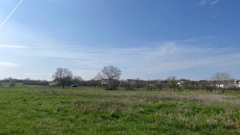 Terrain constructible - 660 m²