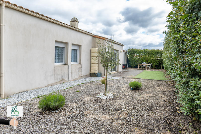 Maison - 95 m² - 4 pièces