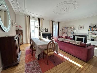 Appartement - 135 m² - 4 pièces