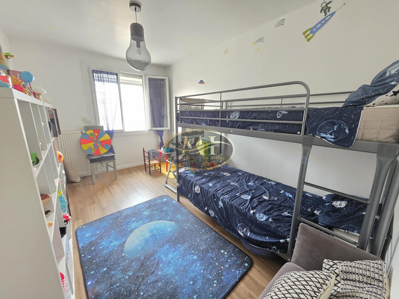 Appartement - 83 m² - 4 pièces