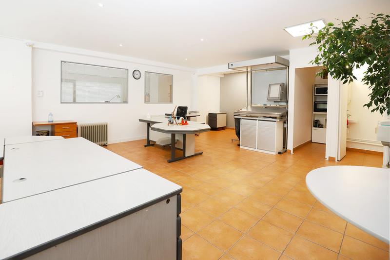 Bureau - 156 m² - 4 pièces
