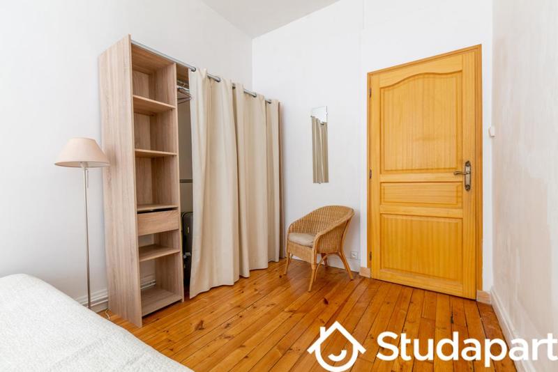 Chambre - 12 m² - 1 pièce