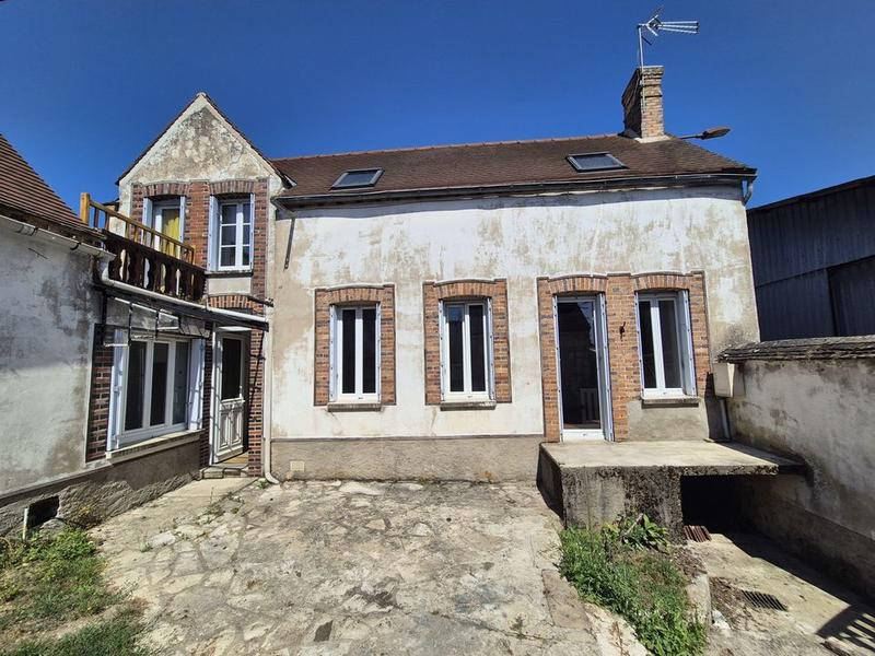 Maison traditionnelle - 89 m² - 5 pièces