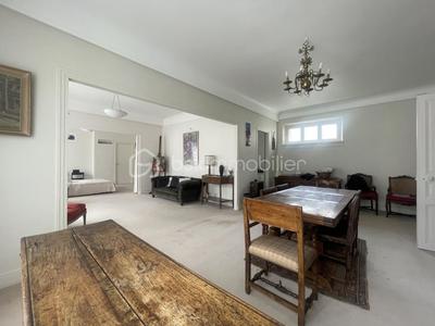 Appartement - 135 m² - 4 pièces