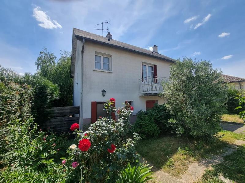 Maison - 94 m² - 4 pièces