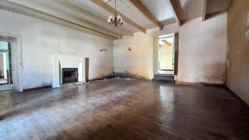 Maison - 200 m² - 8 pièces