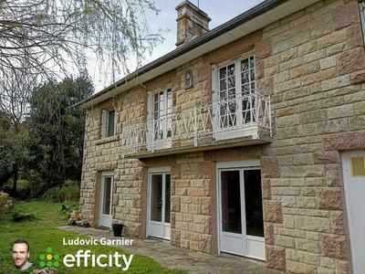 Maison - 290 m² - 10 pièces