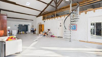 Demeure - 320 m² - 11 pièces