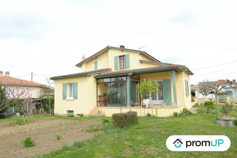 Maison traditionnelle - 140 m² - 5 pièces