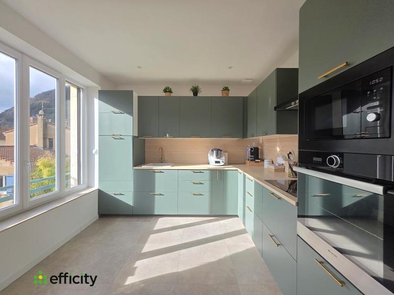 Maison - 120 m² - 6 pièces