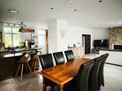 Maison - 118 m² - 4 pièces