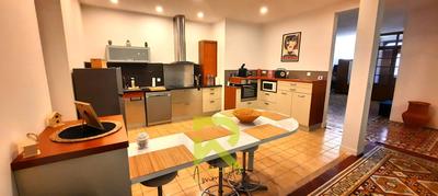 Maison - 170 m² - 6 pièces