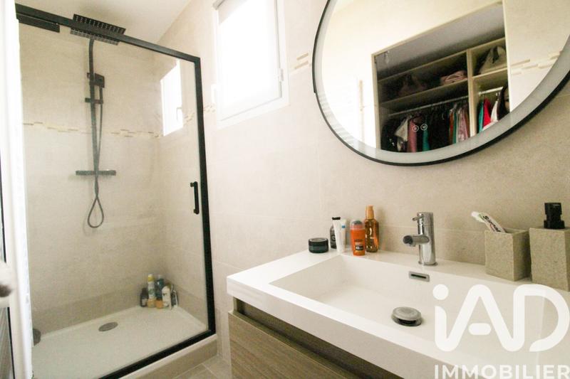 Maison - 96 m² - 5 pièces