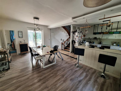 Maison bourgeoise - 210 m² - 6 pièces