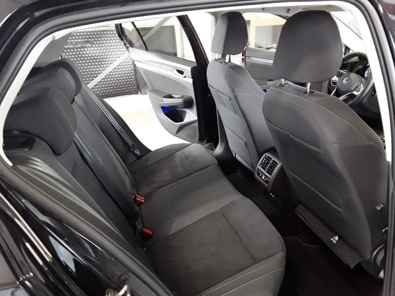 Volkswagen Golf VIII 2.0 Tdi 150 Cv Style Dsg7