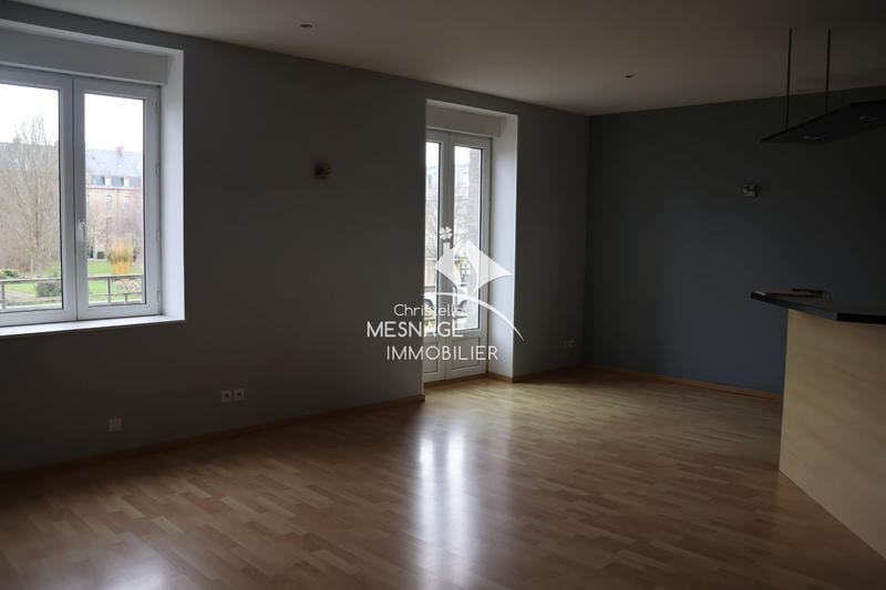 Appartement - 111 m² - 3 pièces