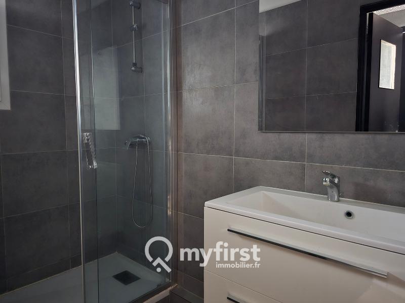 Appartement - 70 m² - 4 pièces