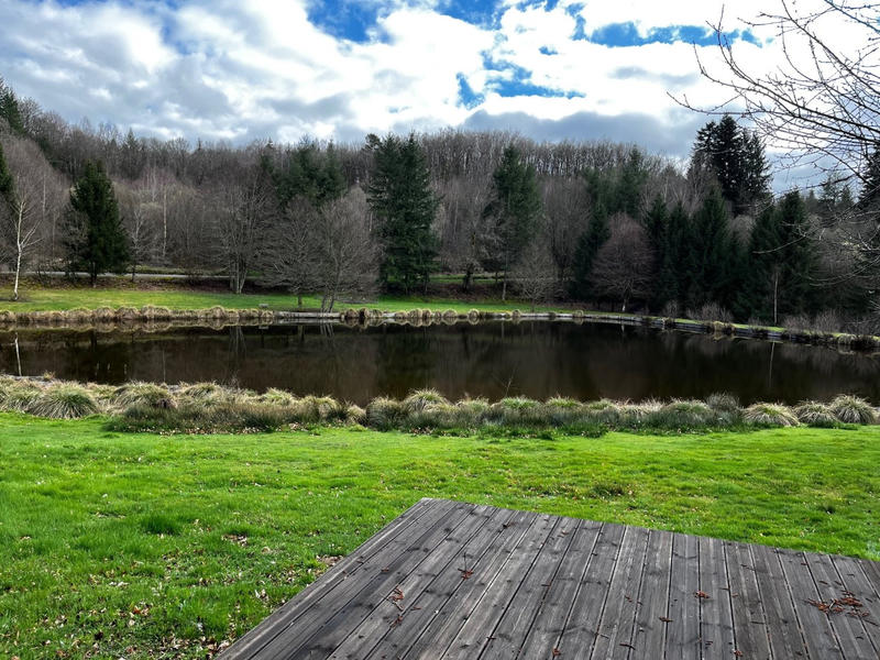 Maison - 250 m² - 6 pièces