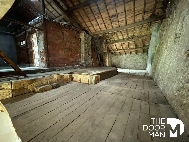 Maison - 186 m² - 6 pièces