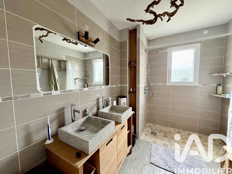 Maison - 130 m² - 6 pièces