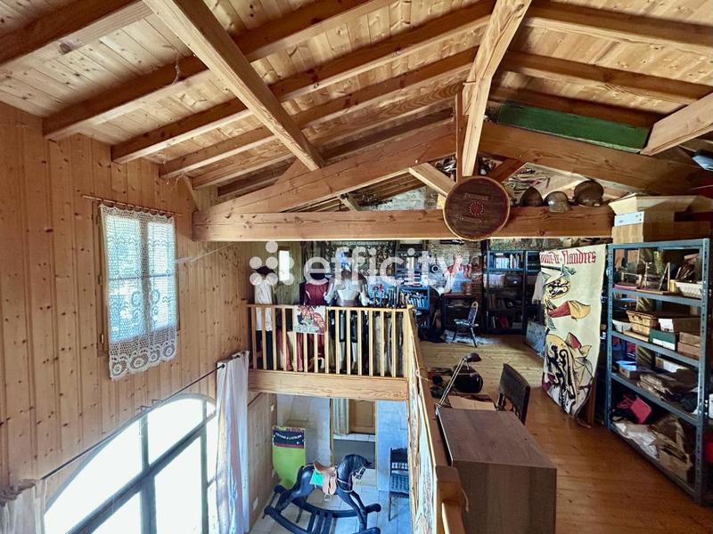 Maison - 232 m² - 10 pièces