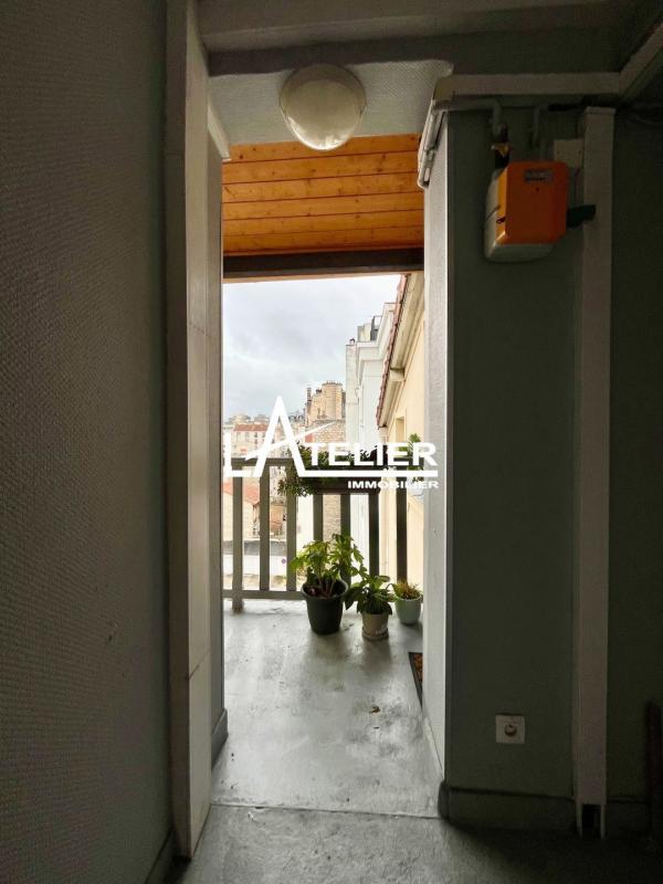 Studio - 12 m² - 1 pièce