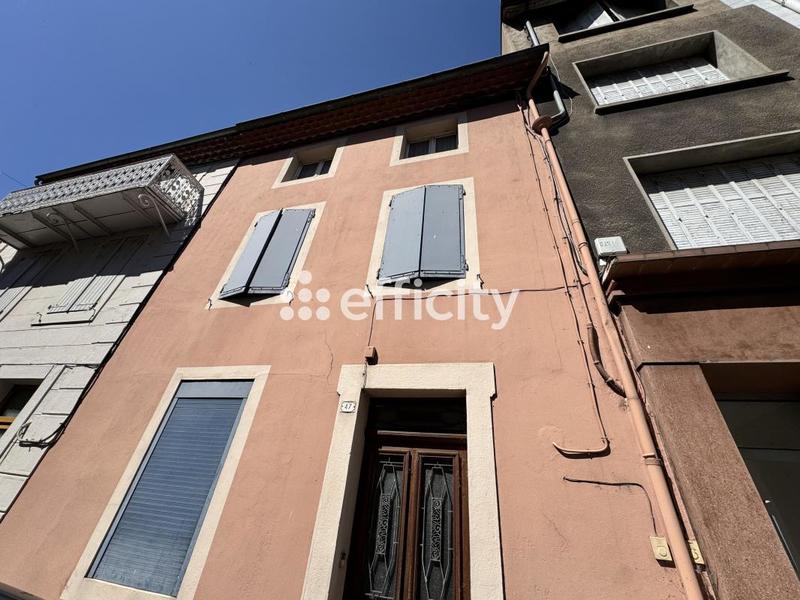 Maison - 100 m² - 5 pièces