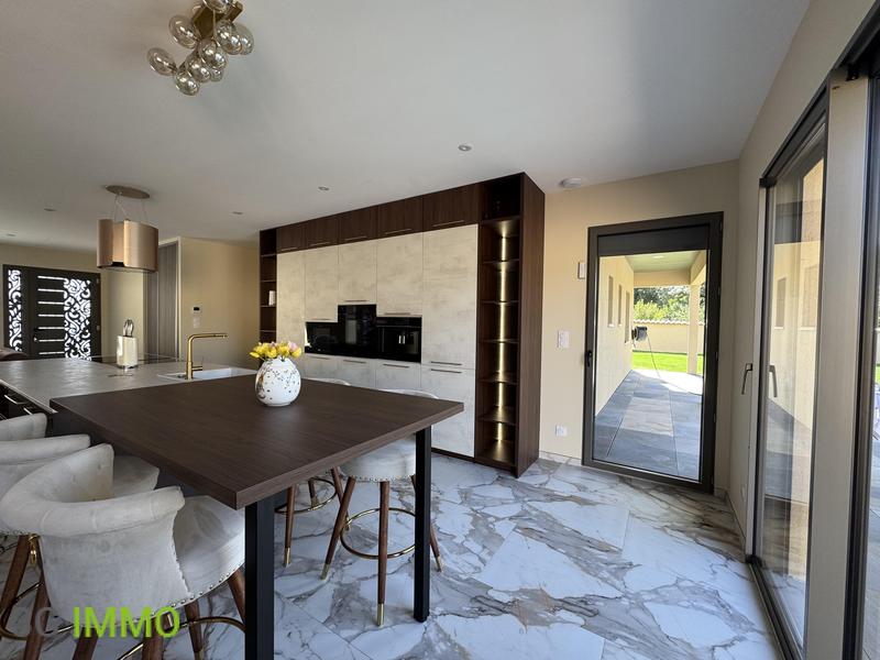 Maison contemporaine - 142 m² - 5 pièces