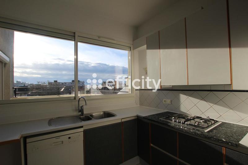 Appartement - 126 m² - 6 pièces