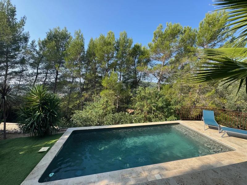 Maison - 178 m² - 6 pièces