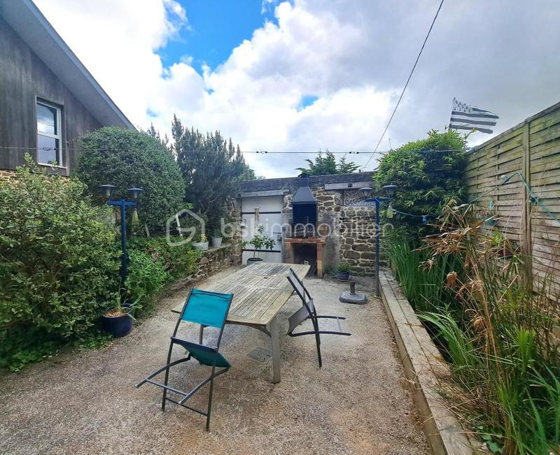 Propriété - 280 m² - 12 pièces