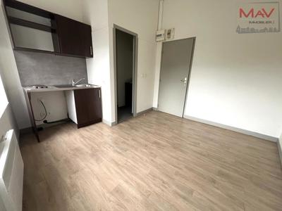 Studio - 13 m² - 1 pièce